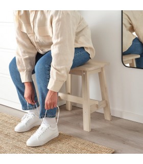 چهارپایه چوبی ایکیا مدل NORRÅKER