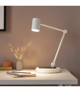 چراغ مطالعه با شارژ بی سیم ایکیا مدل NYMÅNE